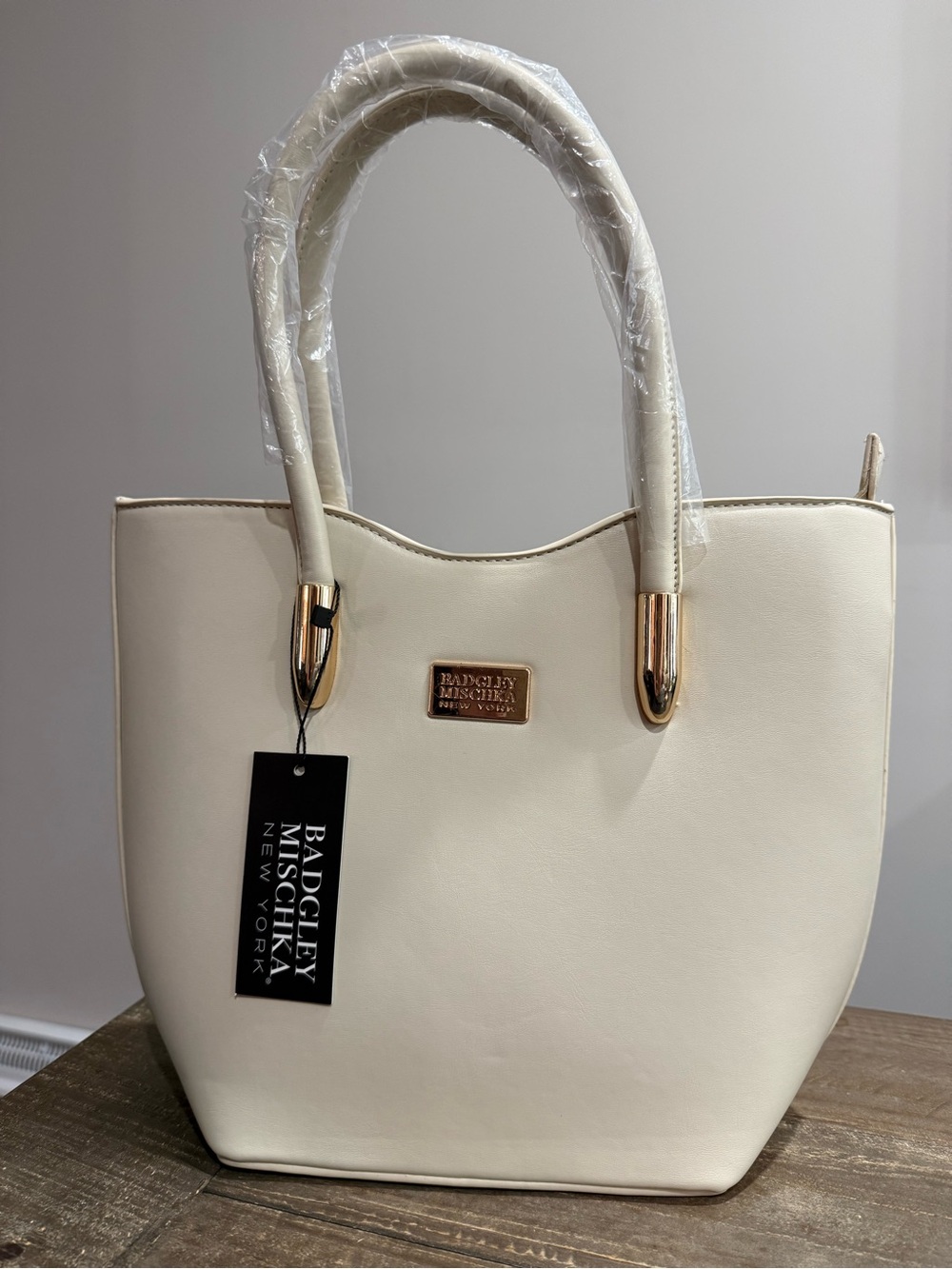 NWT Badgley Mischka New York Lani Smooth Tote Bag - Bone/Cream